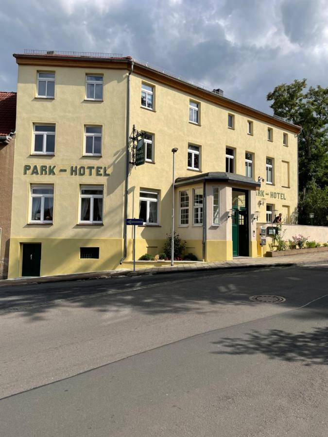 Parkhotel Schnorr ลูเธอร์ชตัดท์ ไอสเลเบน ภายนอก รูปภาพ